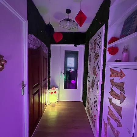 La Belle Et Le Nooki Apartment
